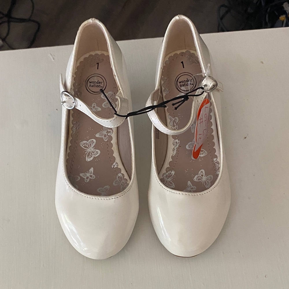 Wonder Nation Cream Kids Dress Shoes